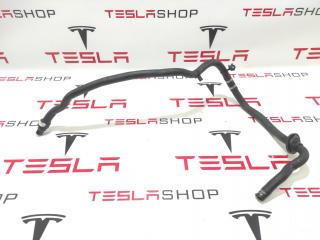 Шланги охлаждающей жидкости заднего малого электромотора Tesla Model X 1 поколение 2019, 1046225-00-H