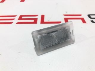 Фонарь подсветки салона Tesla Model X 1 поколение 2019, 1007151-70-E