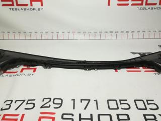 Подкапотная накладка стеклоочистителей Tesla Model 3 1 поколение 2019, 1081676-00-F