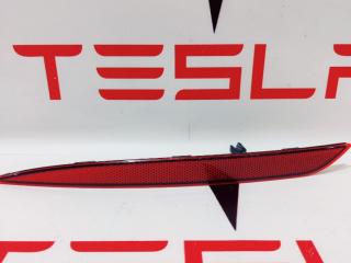 катафот Tesla Model Y 1 поколение 2022, 1495817-00-C