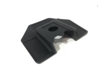 Кронштейн крепления защиты днища Tesla Model S 1 поколение [2-й рестайлинг] 2022, 1565582-00-A, 1750102-S0-A, 1614075-00-A