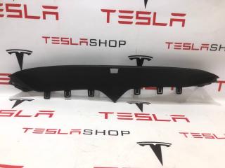 Накладка гриля бампера переднего верхняя Tesla Model X 1 поколение 2021, 1047021-00-E