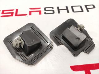 крепление фары левой Tesla Model X 1 поколение 2018, 1036627-00-C, 104933900D