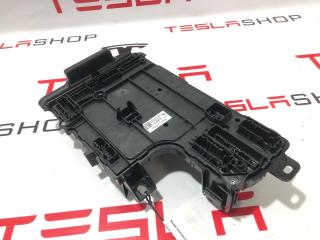 Блок управления BCM (Body Control Module) Tesla Model Y 1 поколение 2021, 1497847-00-D, 1497847-02-D
