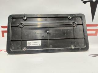 бленда Tesla Model Y 1 поколение (2020 - 2026), 1096844-00-B
