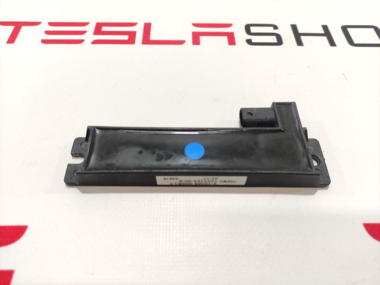 Антенна системы комфортного доступа Tesla Model X 1 поколение 2018, 1043129-00-B, X-12069-008R1-F - фото №1