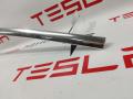 Молдинг кузова боковой Tesla Model 3 1 поколение 2019, электро, 1083519-00-D - фото №2