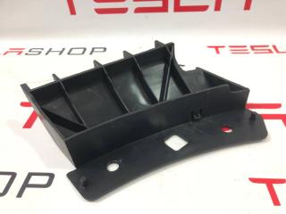 Крепление бампера переднего Tesla Model 3 1 поколение (2017 - 2026), 1084169-00-B