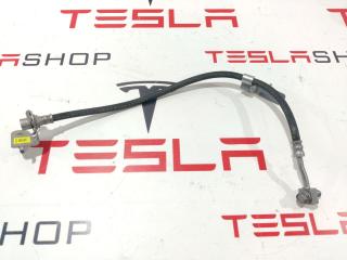 шланг тормозной Tesla Model 3 1 поколение 2019, электро, 1044722-00-D