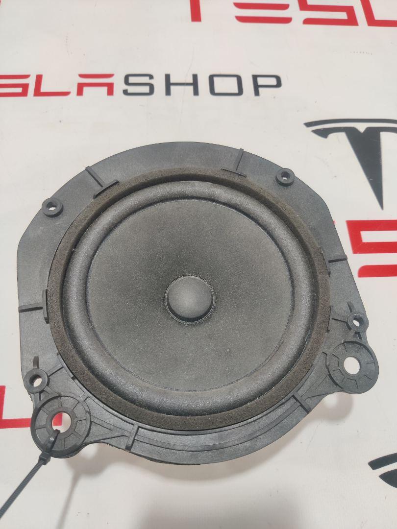 динамик двери Tesla Model X 1 поколение 2019, электро, 1050709-00-B - фото №1