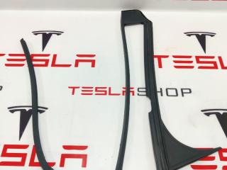 Уплотнитель стойки В (камера) Tesla Model X 1 поколение 2019, электро, 1032153-00-C