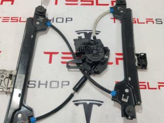 стеклоподъемник задний правый Tesla Model X 1 поколение 2019, электро, 1028821-00-F