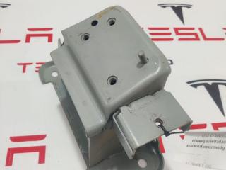 кронштейн переднего бампера LiXiang L9 1 поколение 2024, X01-84000001