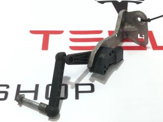 Датчик уровня пневмоподвески Tesla Model S 1 поколение [рестайлинг] 2019, 6006523-00-B, 1027971-00-A