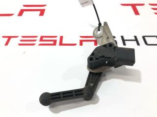 Датчик уровня пневмоподвески Tesla Model S 1 поколение [рестайлинг] 2019, 1027941-00-A, 6006516-00-A