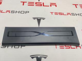 Накладка дверного порога Tesla Model X 1 поколение 2016, 1053195-00-F