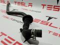 Шланги охлаждающей жидкости заднего малого электромотора Tesla Model S 1 поколение 2015, 1049424-00-C - фото №2