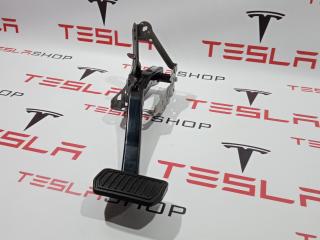 педаль тормоза Tesla Model S 1 поколение [рестайлинг] 2016, 1050657-00-A