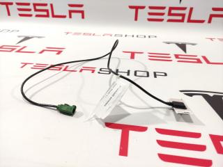 Bluetooth антенна Tesla Model S 1 поколение [рестайлинг] 2016, 1052393-00-B