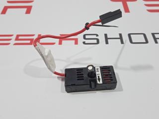 Антенна радио (фильтр) Tesla Model S 1 поколение [рестайлинг] 2016, 1012002-01-B