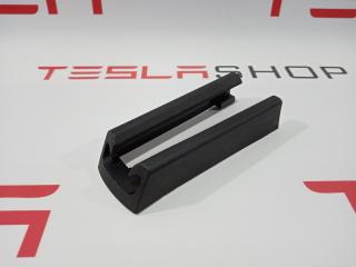 Заглушка салазки сиденья Tesla Model 3 1 поколение 2020, 1097490-00-B