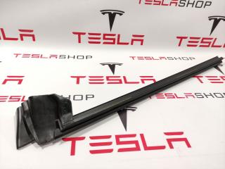Уплотнитель стекла внутренний двери Tesla Model 3 1 поколение 2020, 1090496-00-E