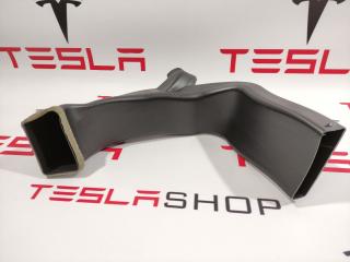 Воздуховод стойки С Tesla Model X 1 поколение 2016, 1053902-00-B