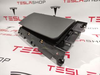 бардачок Tesla Model X 1 поколение 2016, 1003327-01-M