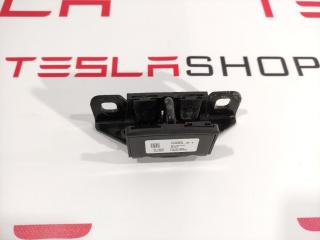 Петля замка двери Tesla Model X 1 поколение 2016, 1033836-00-H, 1033836-00-E