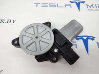 Привод (моторчик) люка левый Tesla Model S 1 поколение [рестайлинг] 2019, 6008620-00, LN-658VD