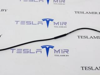 Расцепной тросик передний правый Tesla Model S 1 поколение [рестайлинг] 2018, 1039668-00