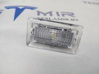 Фонарь подсветки двери/багажника белый (лампочка подсветки) Tesla Model 3 1 поколение 2017, 1007151-00, 1007151-90