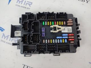 Блок предохранителей салона фронтальный Tesla Model S 1 поколение [рестайлинг] 2017, 1094409-00
