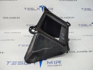 воздухозаборник Tesla Model 3 1 поколение 2020, 1107204-00, 1092162-00