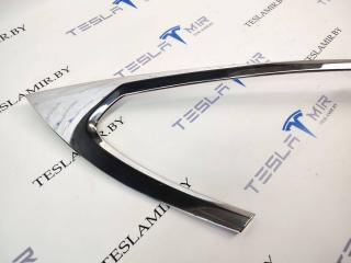 Молдинг кузова боковой наружный верхний правый Tesla Model S 1 поколение [рестайлинг] 2017, 1039308-00