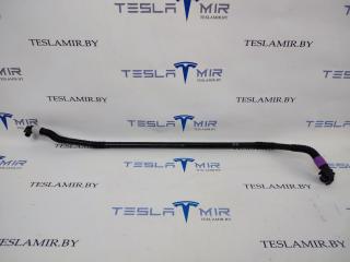 Патрубок системы охлаждения пластиковый Tesla Model 3 1 поколение 2020, 1521562-00