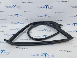 уплотнитель двери Tesla Model 3 1 поколение 2022, 1090510-00