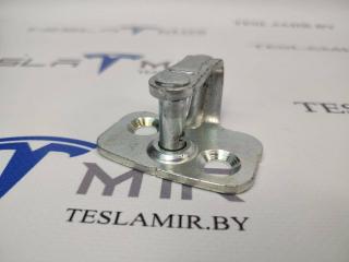 Петля (ригель) замка двери Tesla Model S 1 поколение [рестайлинг] 2017, 6006618-00, 16896766