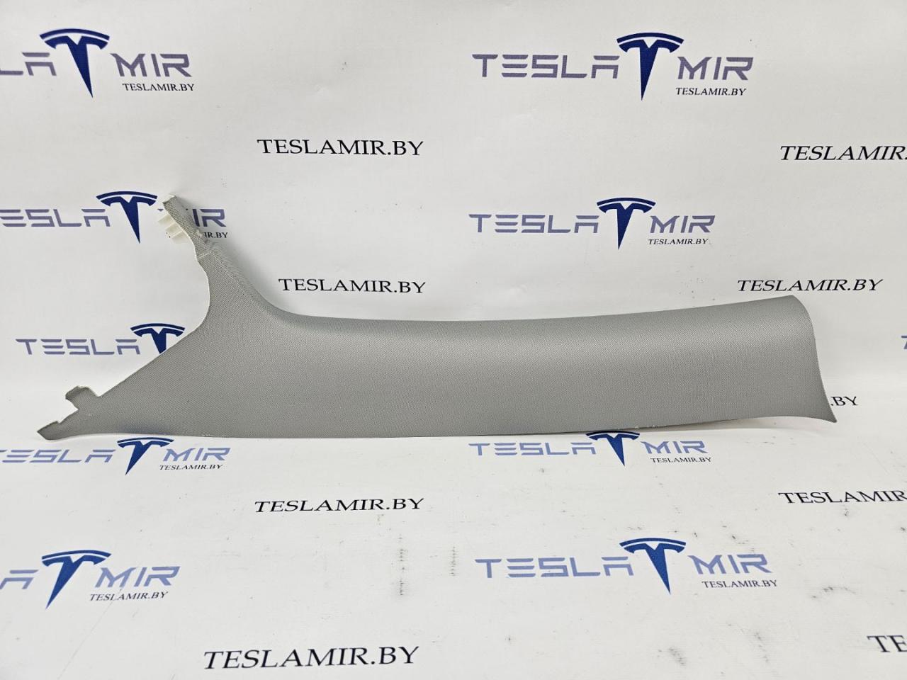 Накладка декоративная стойки А внутренняя левая верхняя Tesla Model 3 1 поколение 2022, 1086237-91, 1086237-00 - фото №1