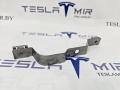 кронштейн крепления подкрылка переднего левого Tesla Model 3 1 поколение 2020, 1104540-00 - фото №2