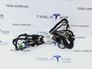 Электропроводка двери передняя правая Tesla Model 3 1 поколение 2023, 3067963-00
