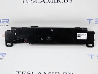 Антенна WI-FI Tesla Model 3 1 поколение 2023, 1585601-00