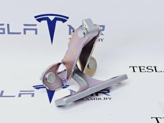 петля крышки багажника Tesla Model Y 1 поколение 2021, 1500494-00