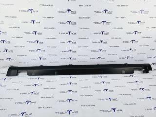 Накладка порога рокерной панели Tesla Model S 1 поколение [рестайлинг] 2017, 6005874-00