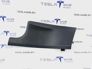 Накладка стойки С внутренняя левая нижняя Tesla Model Y 1 поколение 2021, 1494625-00, 1494670-00