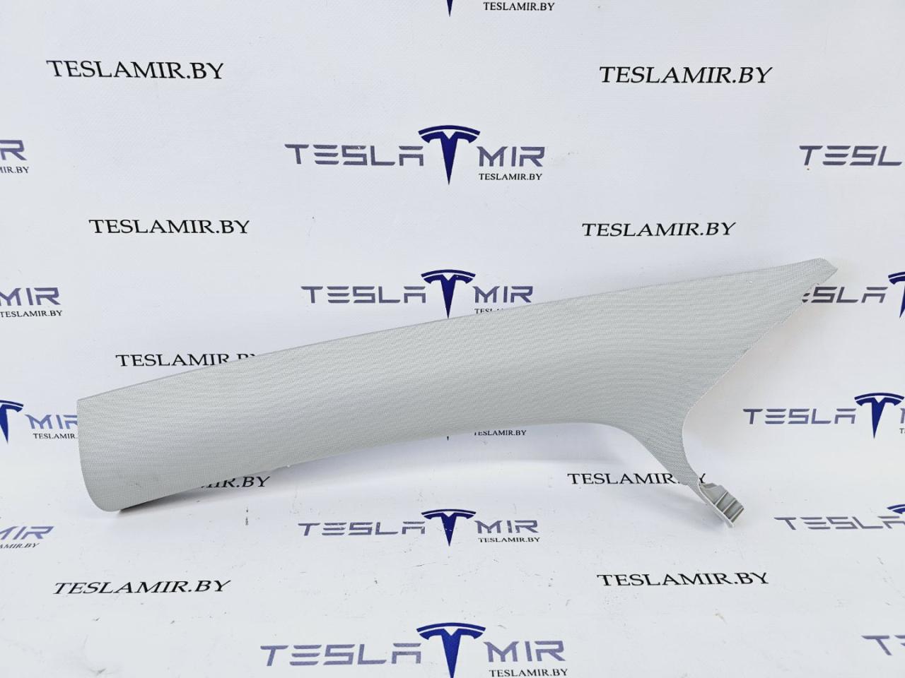 Накладка декоративная стойки А внутренняя левая верхняя Tesla Model Y 1 поколение 2021, 1494604-00 - фото №1