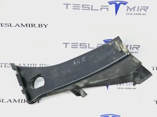 Накладка багажного проема наружная левая Tesla Model S 1 поколение [2-й рестайлинг] 2022, 1006674-00, 1021437-00