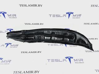 Шумоизоляция (уплотнитель) крыла (язык) левый Tesla Model S 1 поколение [2-й рестайлинг] 2022, 1050419-00