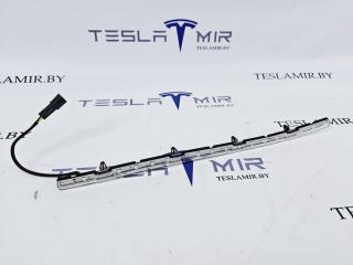 подсветка ручки двери передняя Tesla Model S 1 поколение [рестайлинг] 2019, 1002977-00