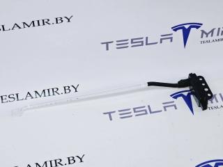 фонарь освещения пространства для ног Tesla Model S 1 поколение [2-й рестайлинг] 2022, 1627365-02, 1627365-01